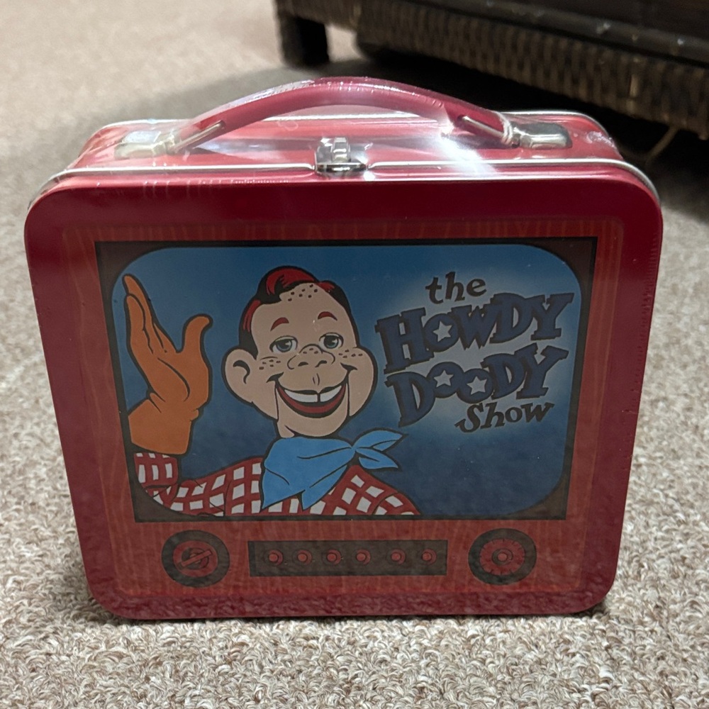 Howdy Doody Show Red Lunchbox Numbered 2E/4658
